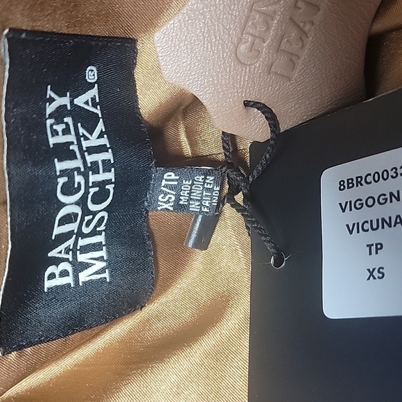 Badgley Mischka Lamb Leather Rosely Trenchcoat NWT Size XS - Picture 5 of 11